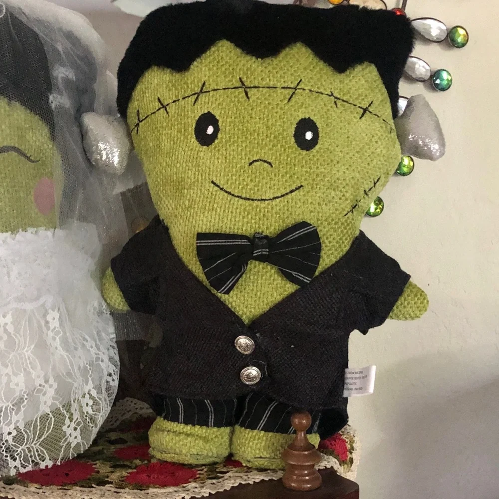 NEW Gunnysack Frankenstein & Bride Halloween Decor Dolls